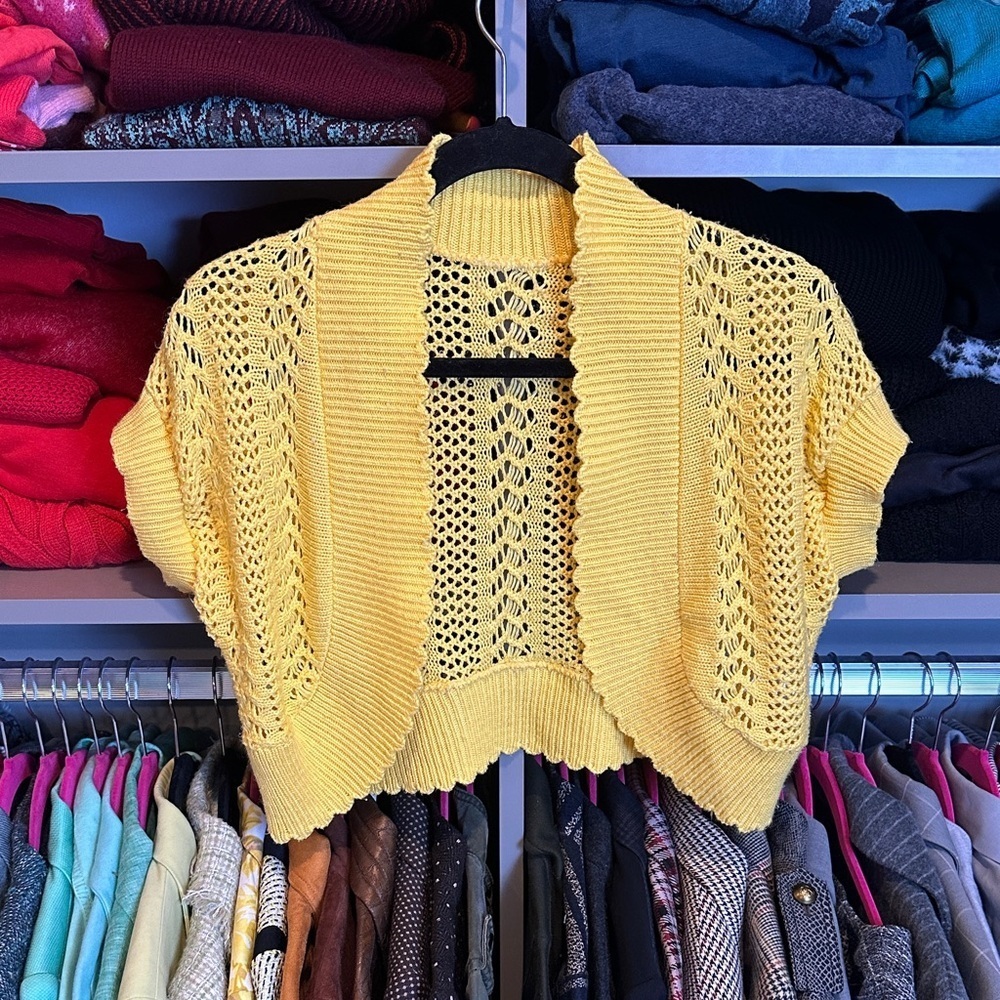 Unbranded yellow open front open knit sweater shrug size S